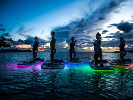 waikiki night time sup yoga banner