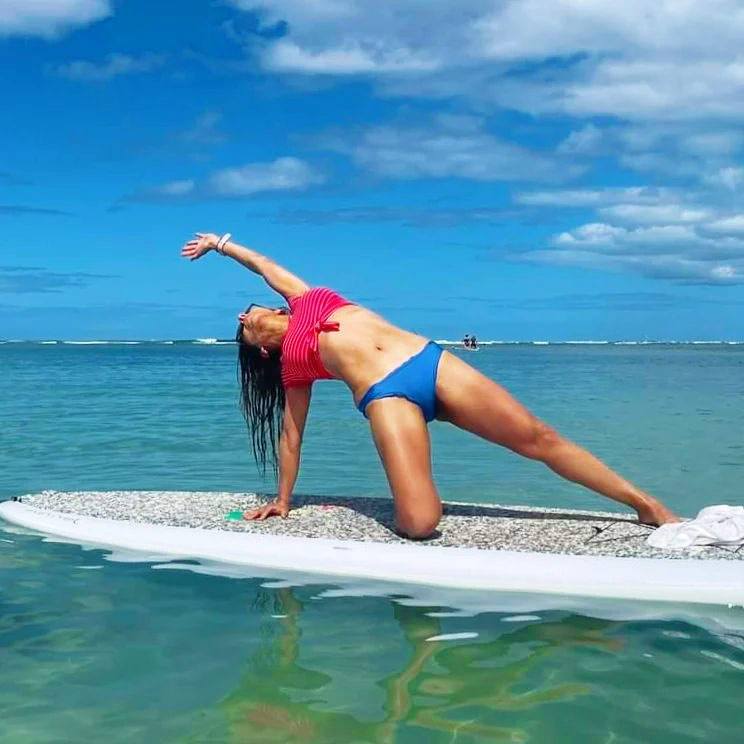 yoga and sup experience yoga floats