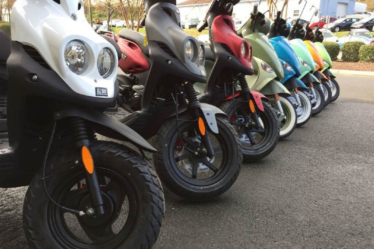 Tikiscooters Tiki Scooters Tahaina Feature Cooter
