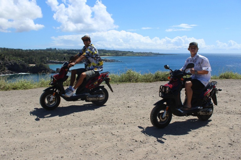 Tikiscooters Tiki Scooters Tahaina Feature Scooter Friends 