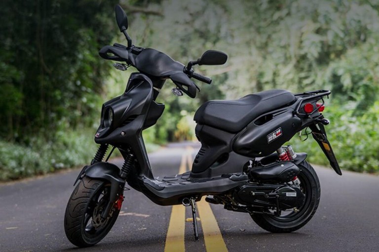 Tikiscooters Tiki Scooters Tahaina Feature Scooter Road