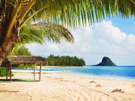 Secret Island Beach Kualoa