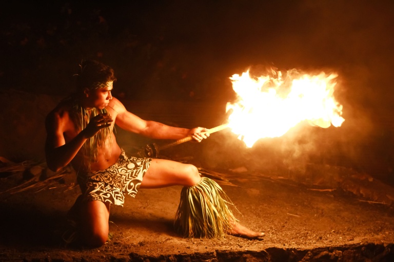 aloha kai luau fire dancer