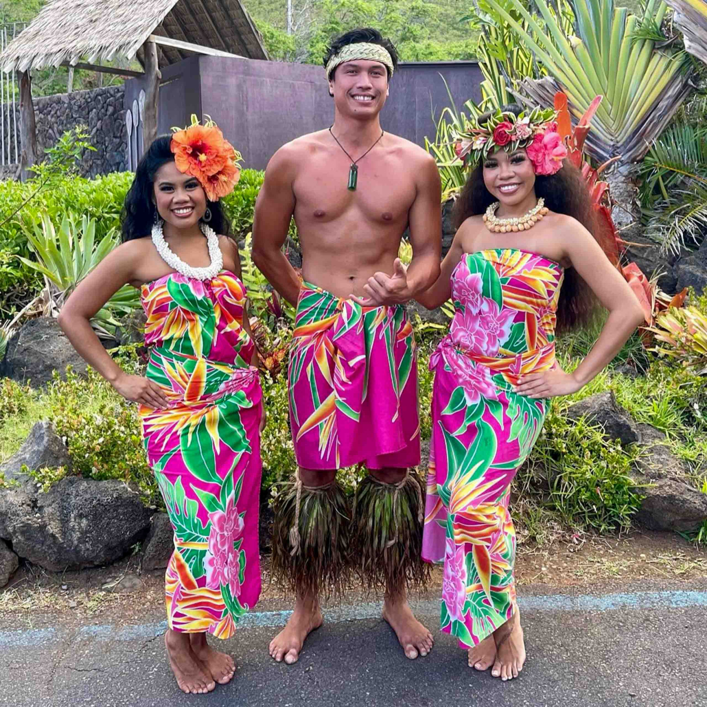 Aloha Kai Luau Group Of Dancer