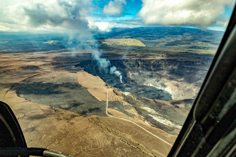 helicopter kilauea cladera volcano big island top view