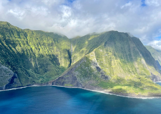 Mauiplanerides Maui Sunset Romance And Champagne Air Tour Slider Mountain