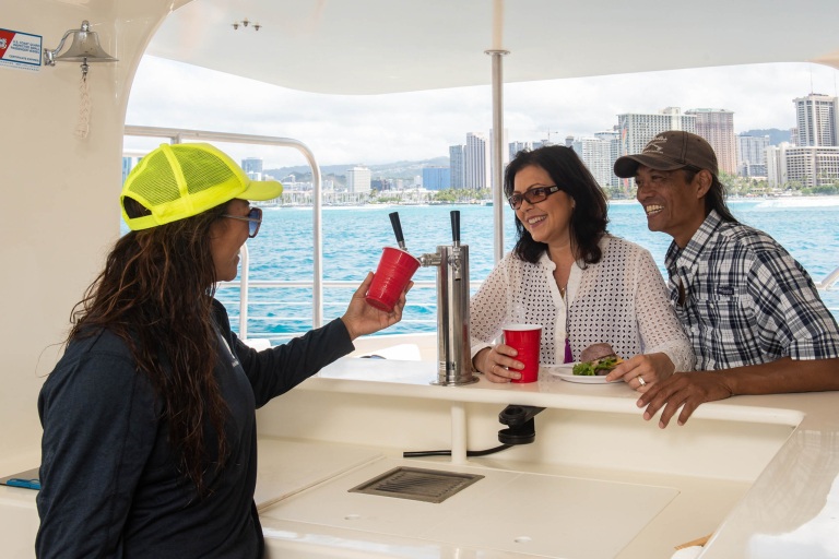 Portwaikikicruises Spirit Of Aloha Whale Watching Cruise Feature Refreshments Onboard