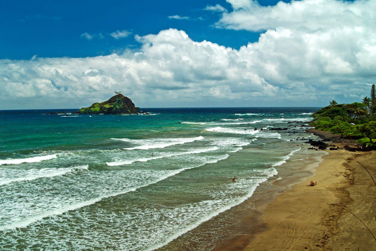 skip the hana highway tour alau island koki beach