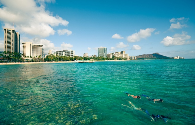 snorkeling at waikiki oahu hawaii