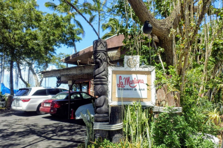 Tikisunset Tiki Bar Exterior