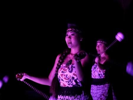 wailea sunset luau a feast for the eyes and ears