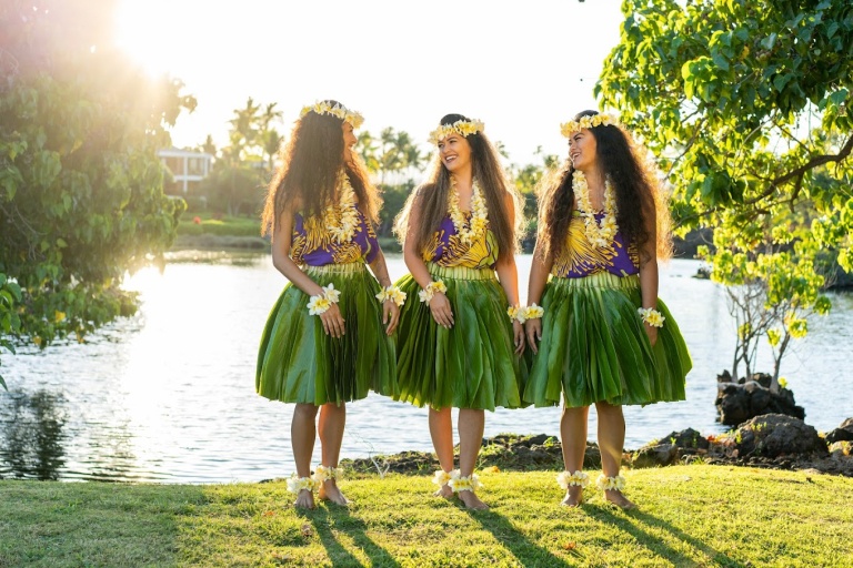 Hale Hoaloha Luau at Mauna Lani 