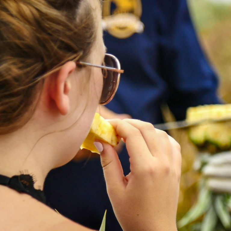 Mauipineappletour Maui Pineapple Tour Eating Pineapple