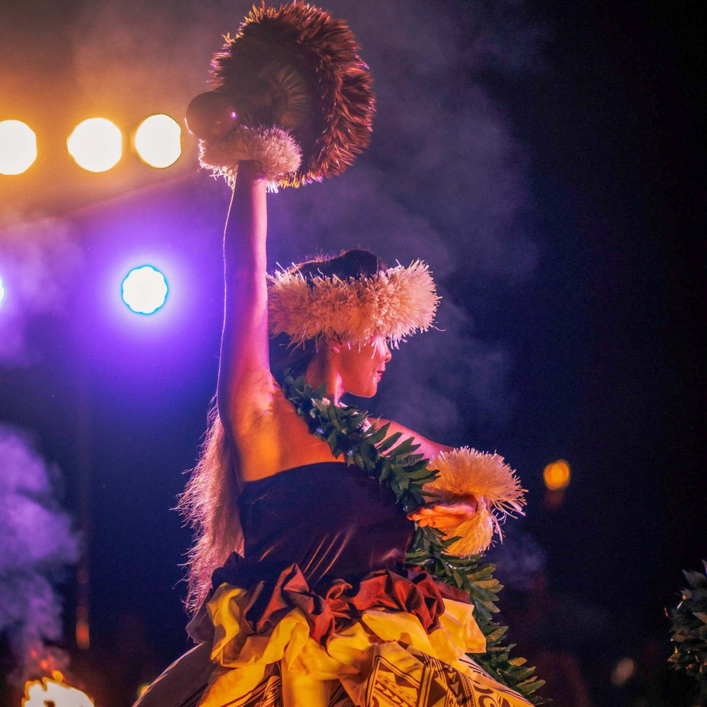 Maunalaniluau Hale Hoaloha Luau At Mauna Lani Beautiful Dancer 