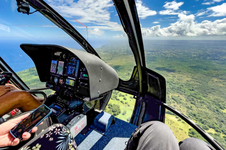 helicopter hilo coast vocalno park and passengers