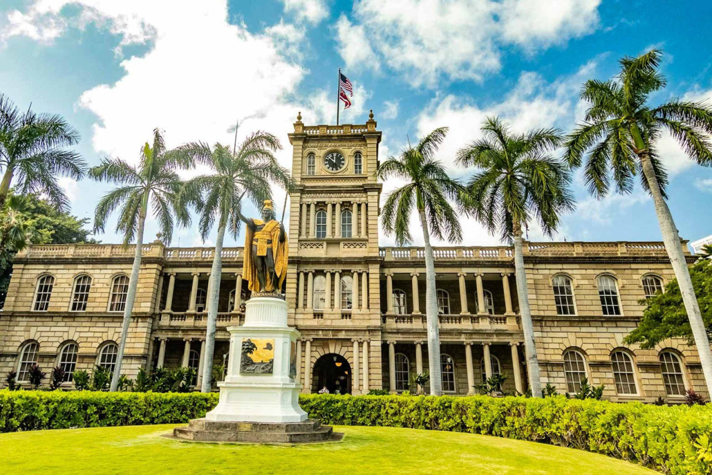 Aliiolani Hale And Kamehameha Statue Honolulu Historic Buildings