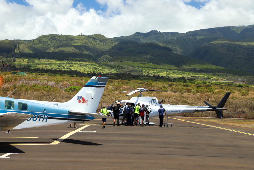 Maui Cityzen Emergency Relief Helicopter Bring Stuff 
