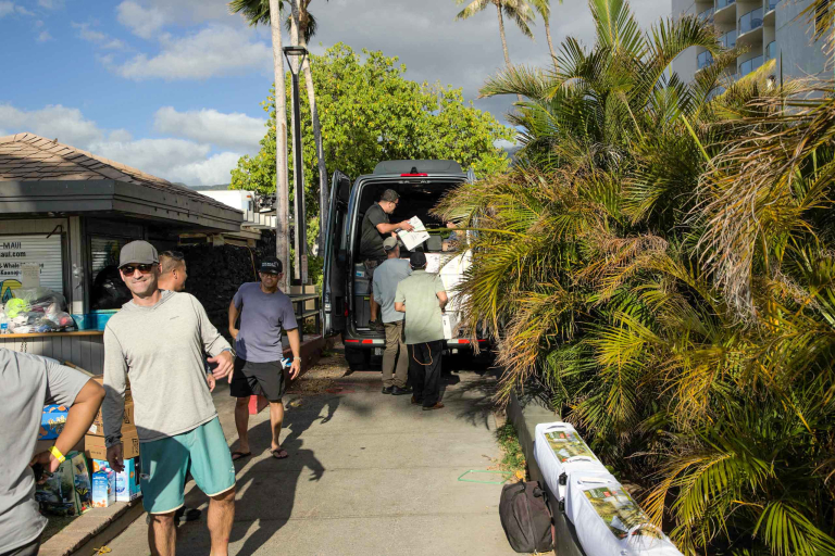 Maui Cityzen Emergency Relief Helping Each Other 