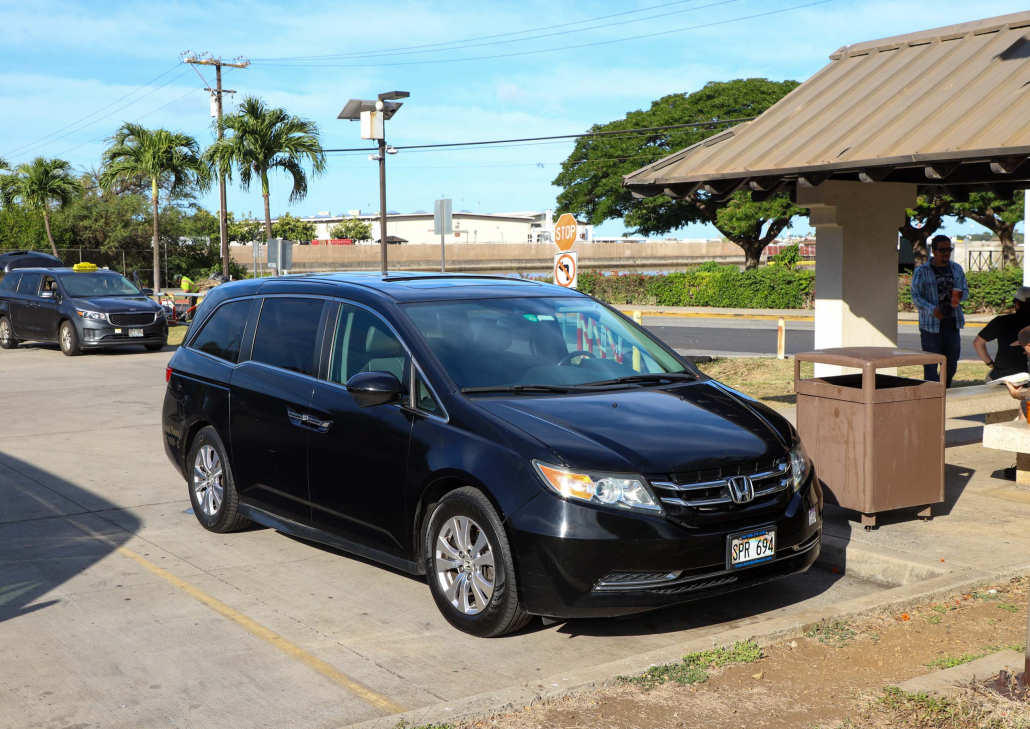 Hawaiitours Oahu Tour Activity Transfers Honda Car