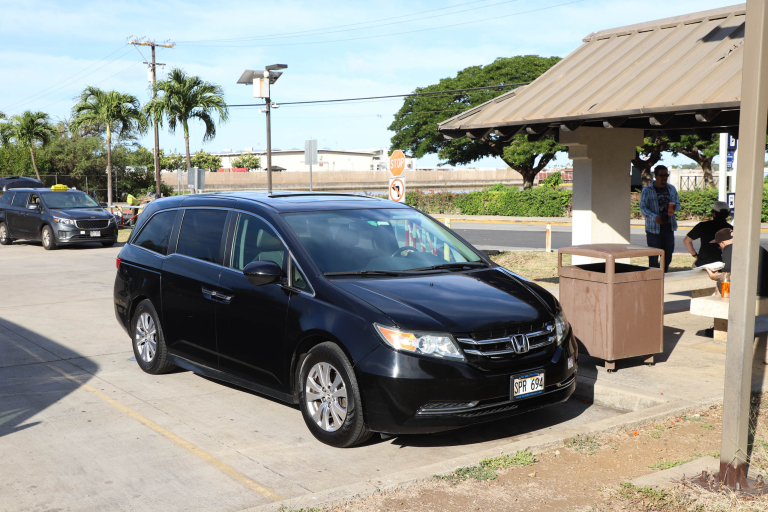 Oahu Airport To Waikiki Private Shuttle Honda