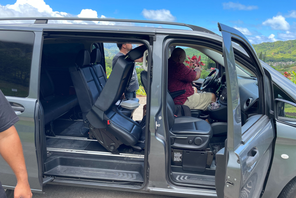 Oahu Airport To Waikiki Private Shuttle Seats For Guest