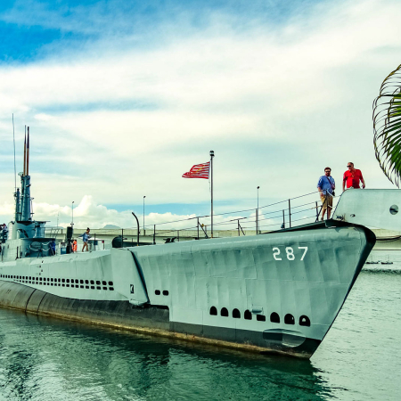 Pearl Harbor Bowfin Submarine Visitors Oahu