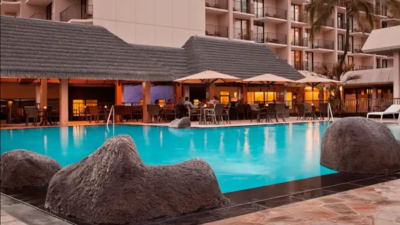 Marriott The Pool