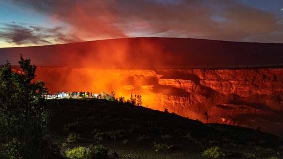 Kilauea Night Glow Volcanoes National Park Big Island Scenics