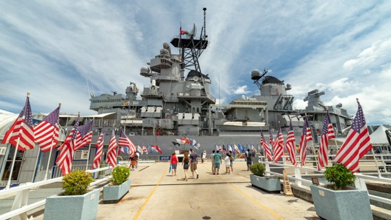 Oahu Uss Missouri Battleship Walkway Entrance Pearl Harbor