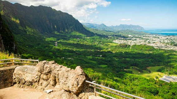 Panoramic Views Of The Sheer Koolau Cliffs And Lush Windward Coast From Nuuanu Pali Lookout Oahu Hawaii