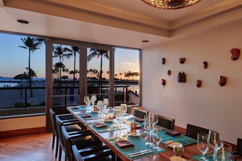 Hilton Hawaiian Village Waikiki Beach Resort Dining