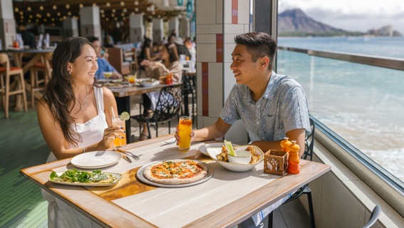 Outrigger Reef Waikiki Beach Resort Dining