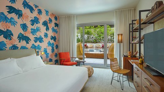 Laylowwaikiki Thelaylow Autograph Collection Feature Hotel