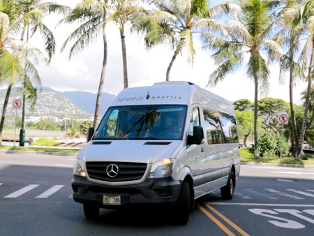 Speedishuttle Kona Airport Shuttle Services Round Trip Transfer White Car Feature