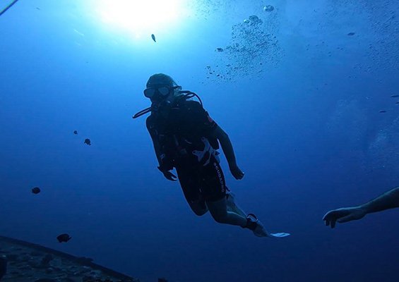 Tridentadventures Am Certified Scuba Refresher For Certified Or Try To Scuba Slider Dive Beach