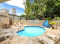 Aquaaston Aqua Aloha Surf Waikiki Hotel Mini Pool