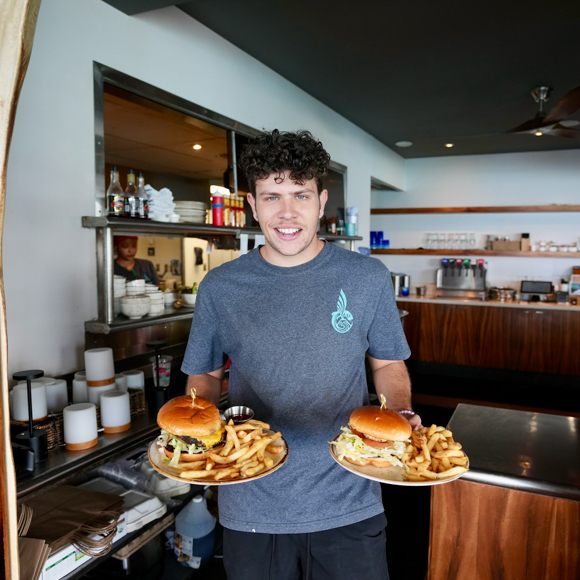 Magicsbeachgrill Magic Beach Grill Feature Delivery