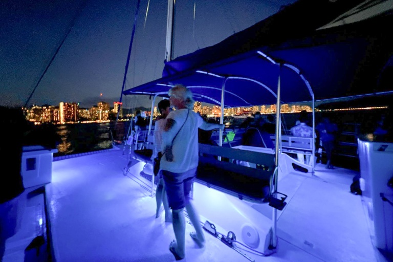 Threetikisailing Sunset Swim And Sail And Friday Firework Cruise Feature Firework Every Friday