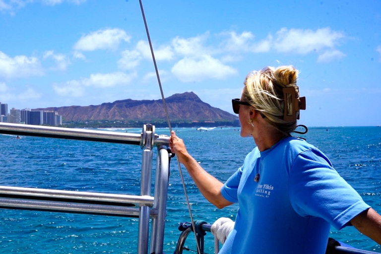 Sailandsnorkelwaikiki Waikiki Sail And Snorkel Tour Feature Onboard Girl