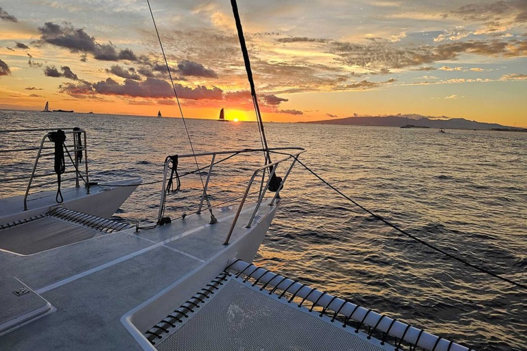 Sailandsnorkelwaikiki Waikiki Whale Watching Tour Feature Sunset