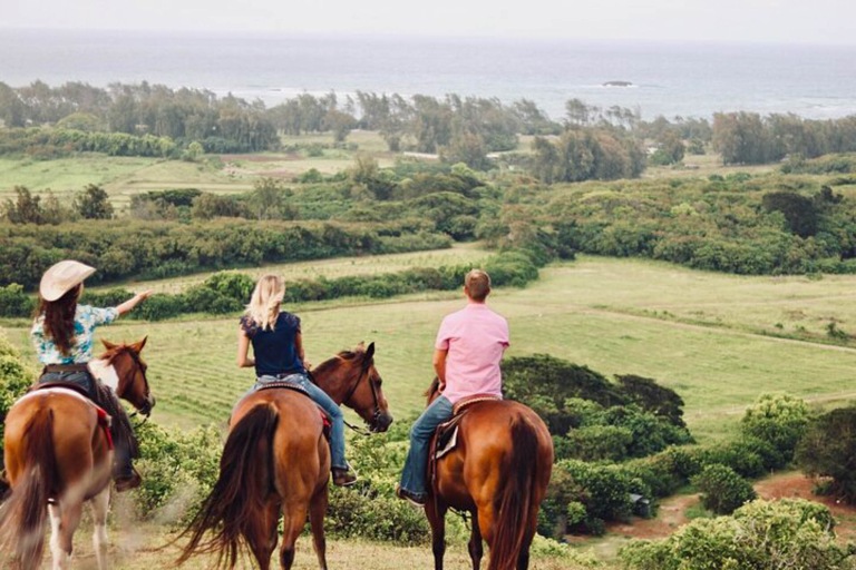 Gunstockranch Horseback Riding Tour Feature North Side