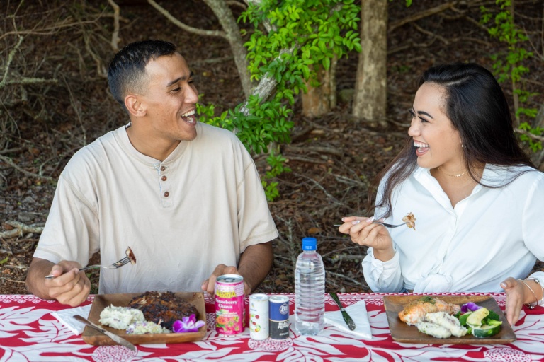 Gunstockranch See More Of Oahu By Horseback Feature Couple