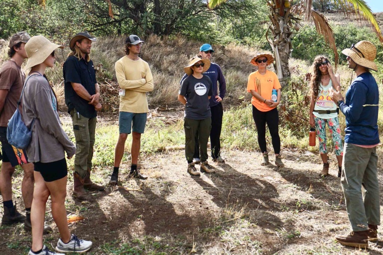 Restoremauiecotours The Maui Nui Botanical Garden Experience Feature Learn From Pactitioners
