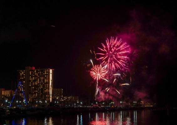 Adobestock Private Fireworks Cruise Waikiki Overview Slider Hawaii Firework Fridaynight