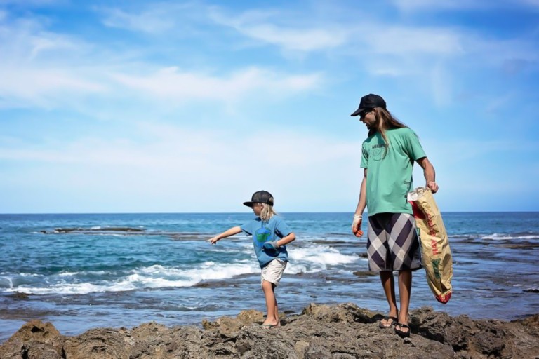 Kanuhawaii Volunteer At Konu Beach Cleanup On Maui Feature Father Son Cleanup Rocky Shoreline