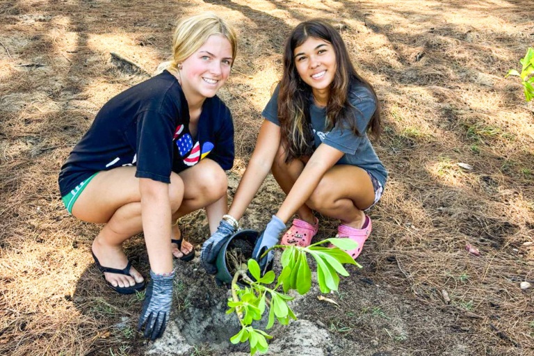 Hawaiilandtrust Volunteer At Kahili Beach Preserve Feature Community Protect Enviroment