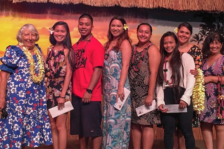 Napilikaifoundation Enjoy Maui Longest Running Weekly Keiki Hula Show Feature Scholarships