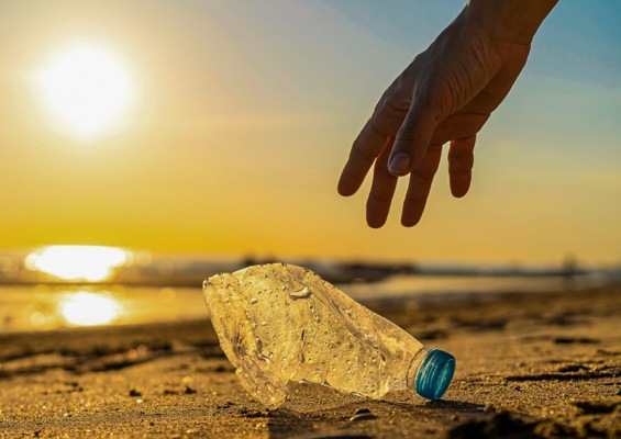 Surfrider Foundation Kauai Beach Cleanups Slide Pick Up Trash