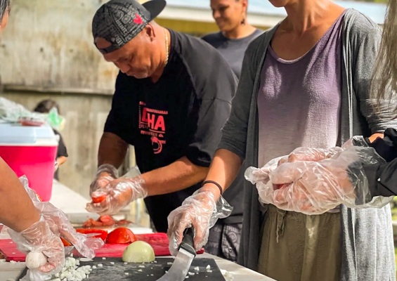 Imumeaai Imu Mea Ai Food Tour Slider Immersive Experience