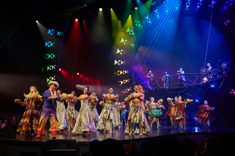 cirque-du-soleil-auana-show-feature-anuenue